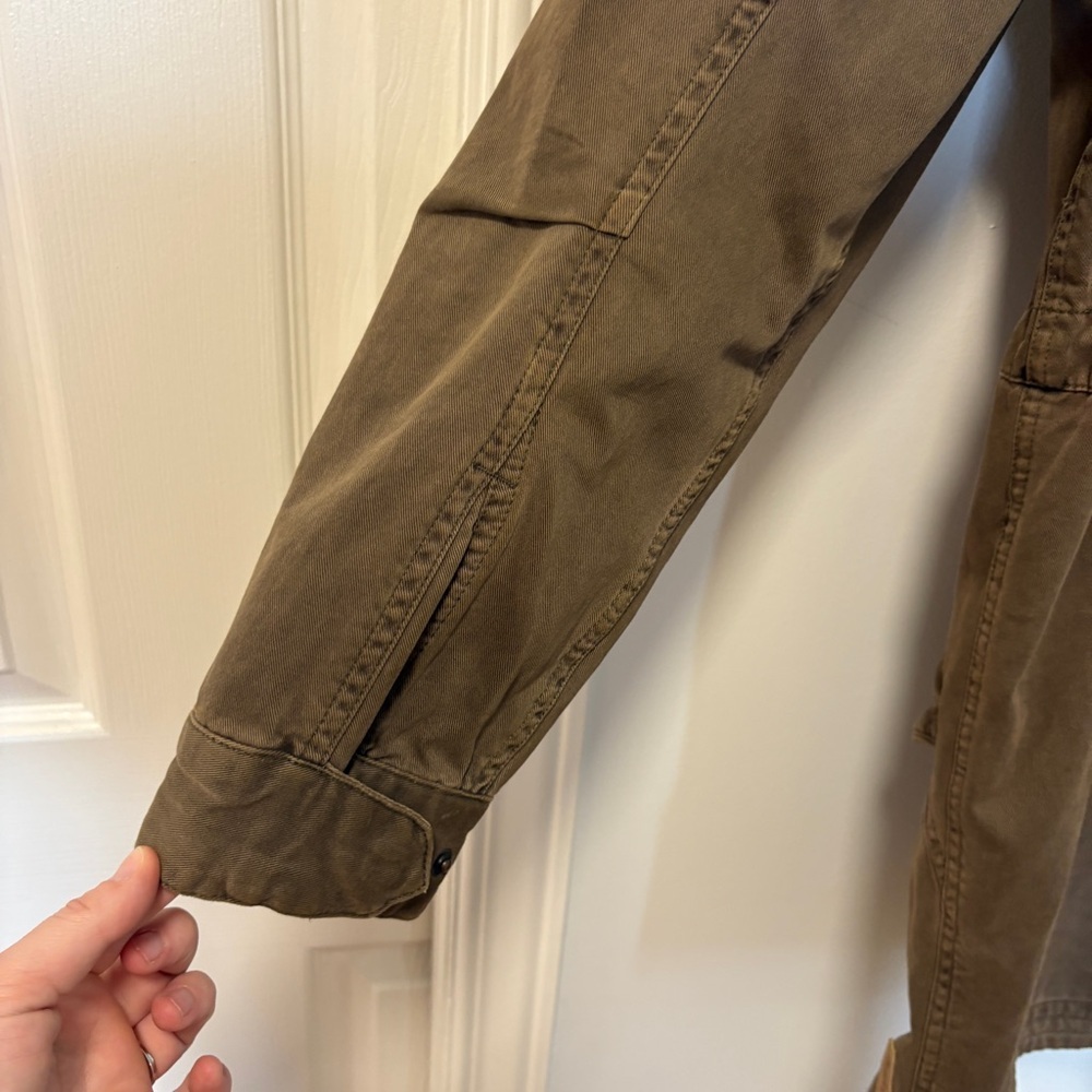 Roots Canada Green Cotton Cargo Utility Field Jacket, Zip + Snap, Pockets Medium - Picture 10 of 16